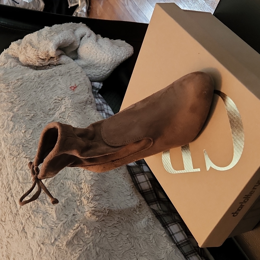 Woman boots